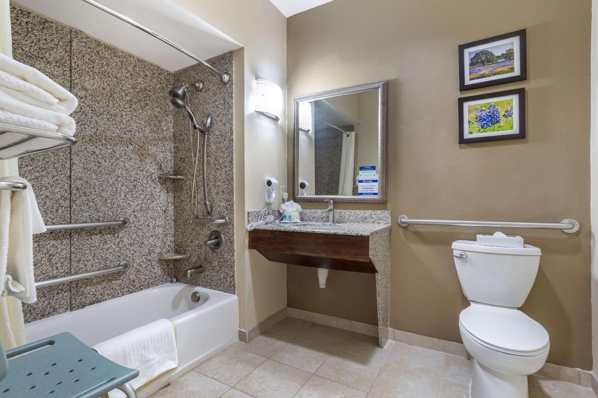 Comfort Old Town 3*