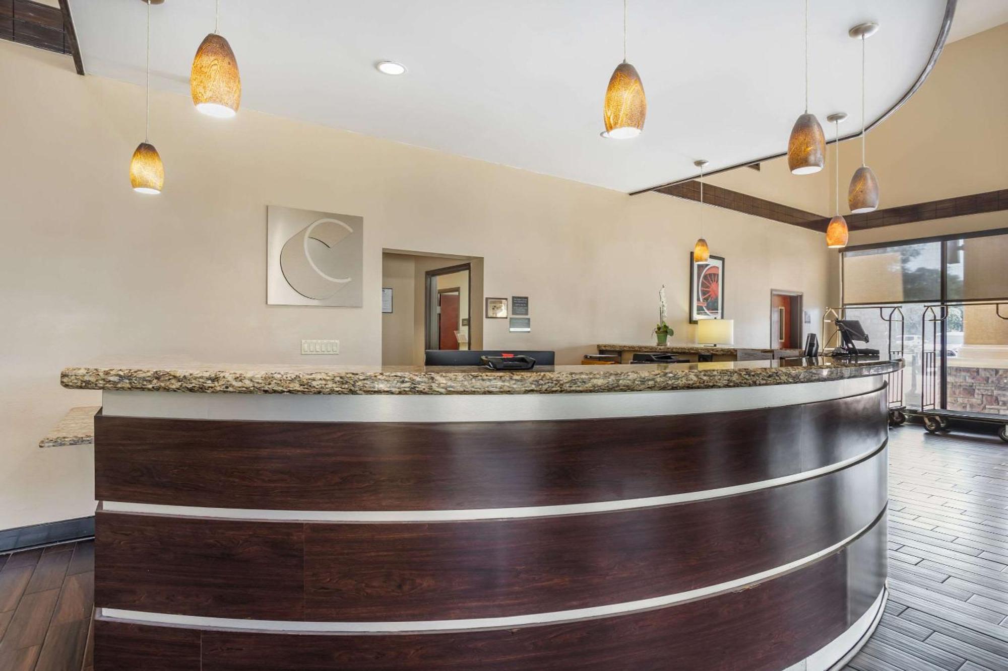 Comfort Old Town Hotel 3*